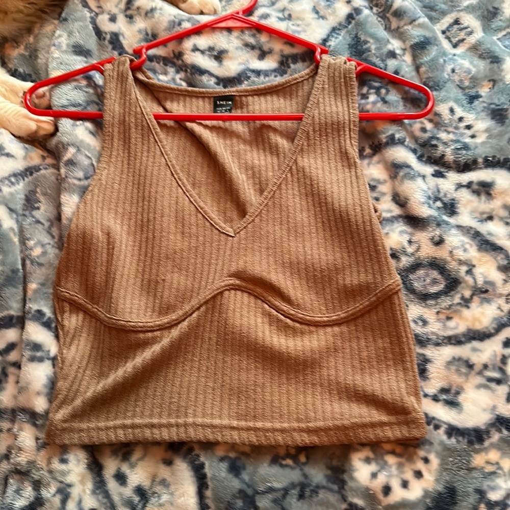 brown tank top